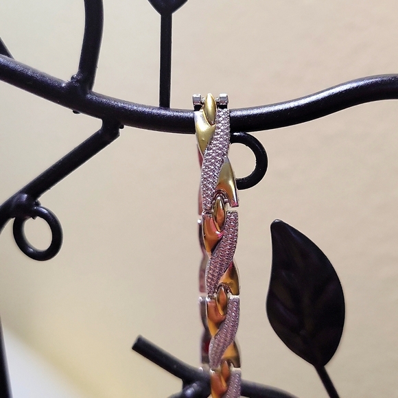 Snake Print Textured Design Bracelet Magnetic Dot Decoration Titanium Steel 8" - Picture 9 of 10